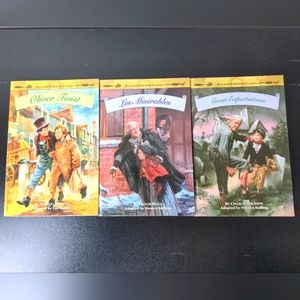 Bullseye Step Into Classics Lot Of 3 Oliver Twist, Les Miserables